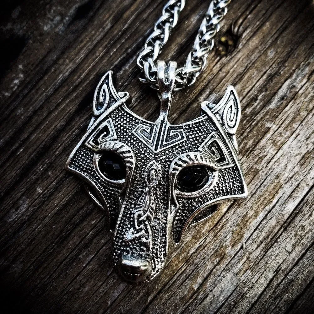 Steel Punk Grey wolf Necklace